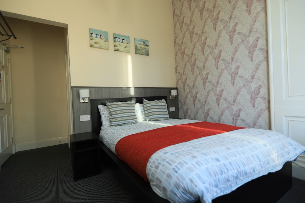 Edinburgh Holiday Guest House 19/40