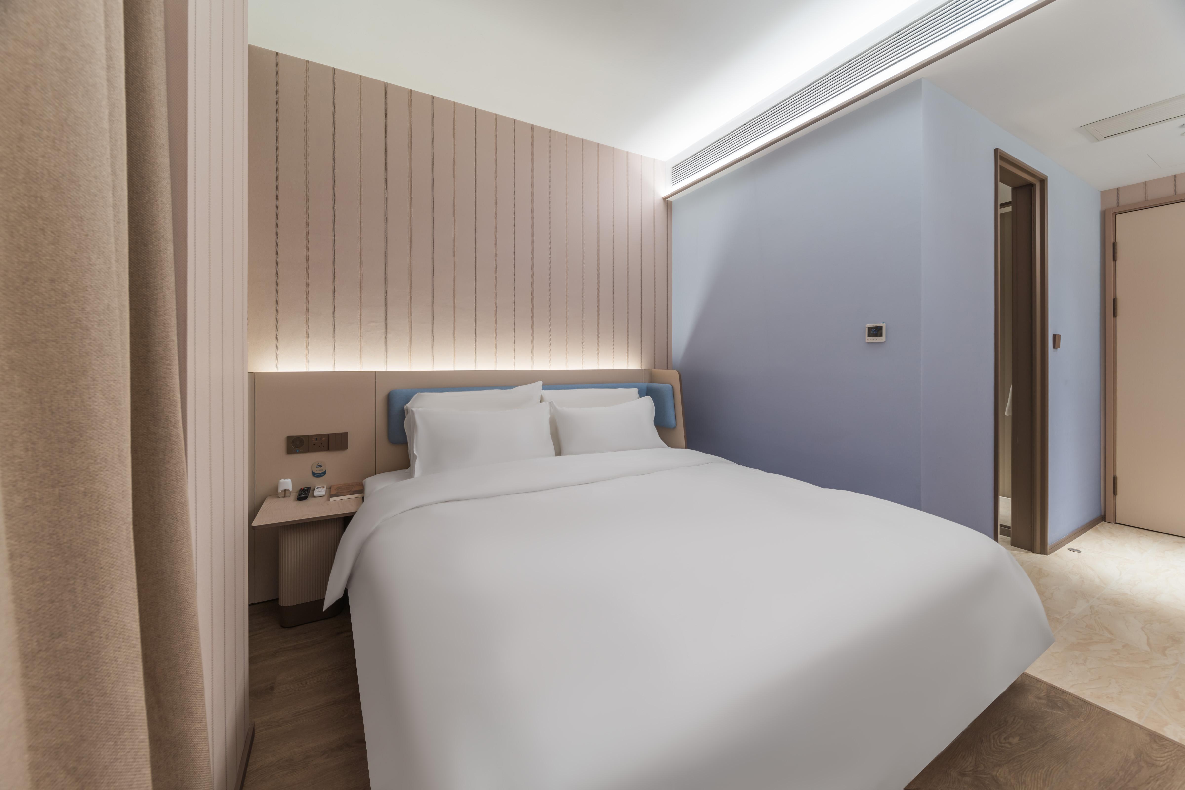 JI Hotel (Guangzhou Baiyun Station Sanyuanli Avenue) 20/50