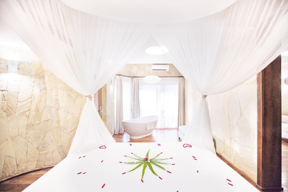 Tulia Zanzibar Unique Beach Resort 13/65