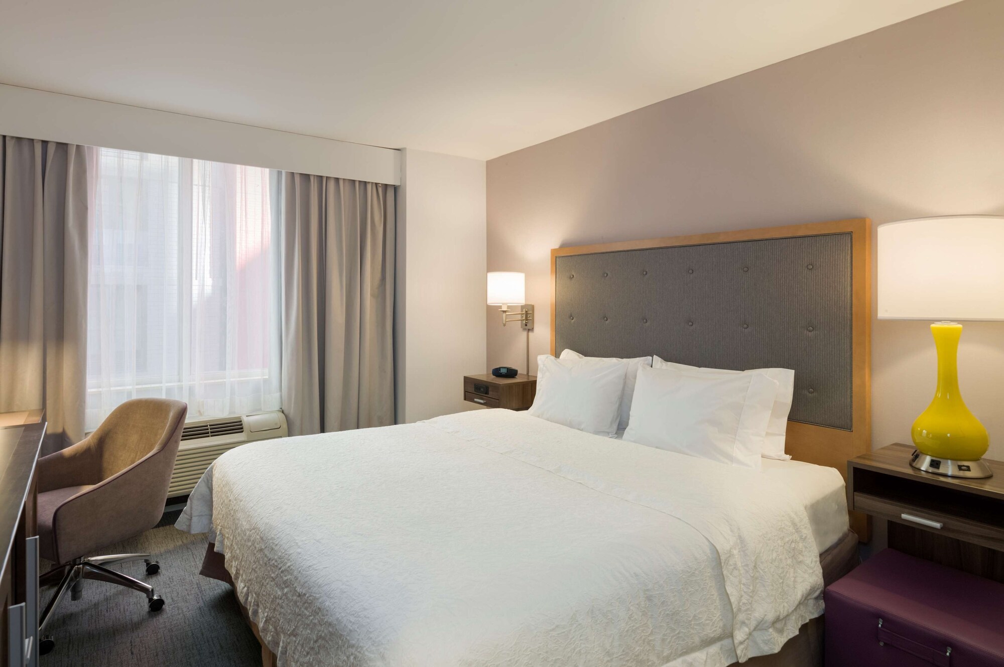 ROOM, ACCESSIBLE