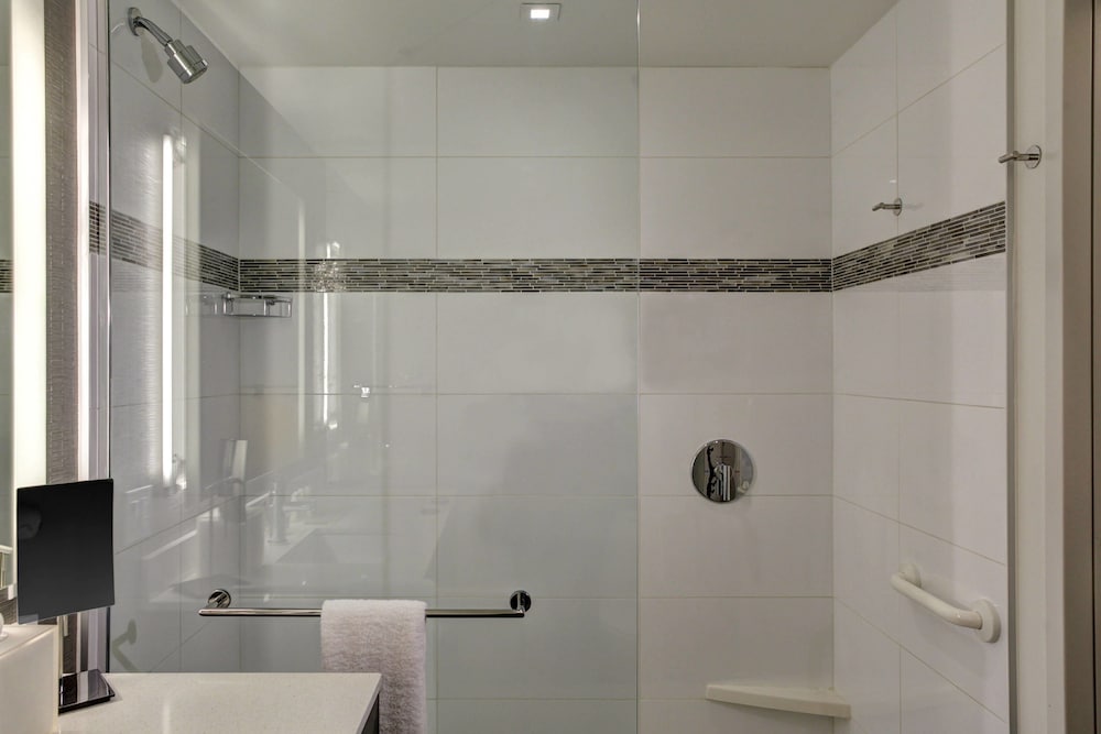 Residence Inn Miami Beach Surfside 10/63