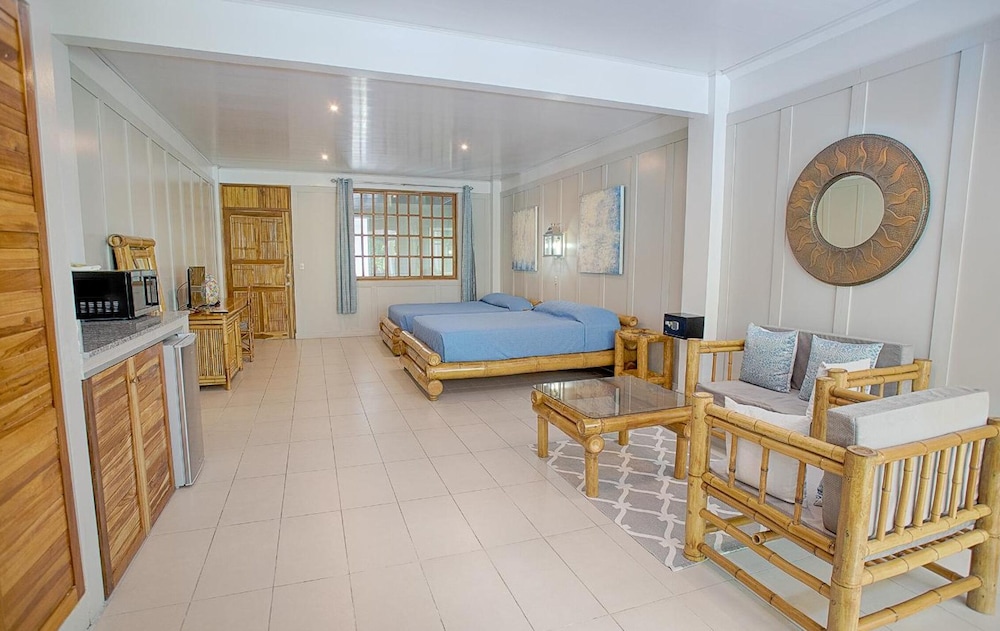 Hotel Plaza Yara 24/64