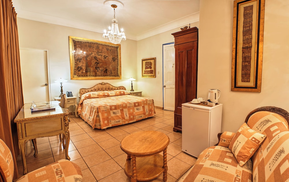 Hacienda Majoro Boutique Resort 30/50