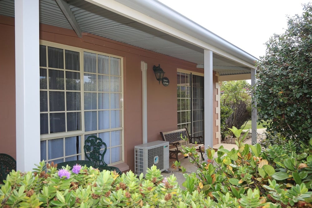 Swansea Cottages & Motel Suites 3/50