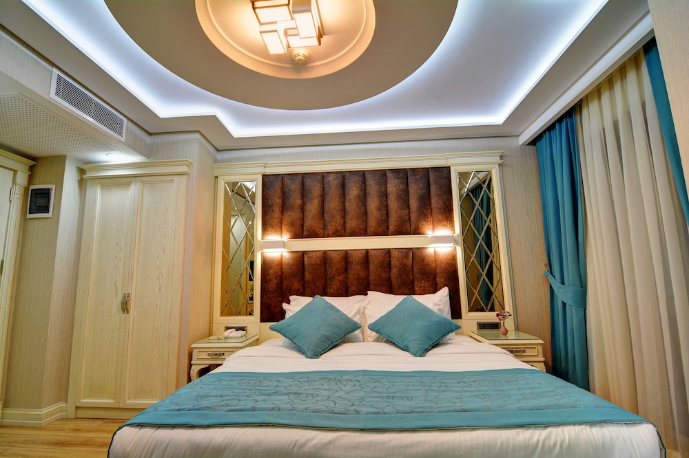 Novel Hotel 16/53