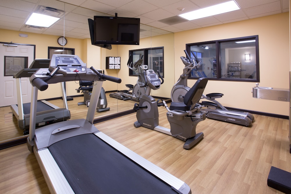 Holiday Inn Express Hotel And Suites Denver North Thornton 43/69