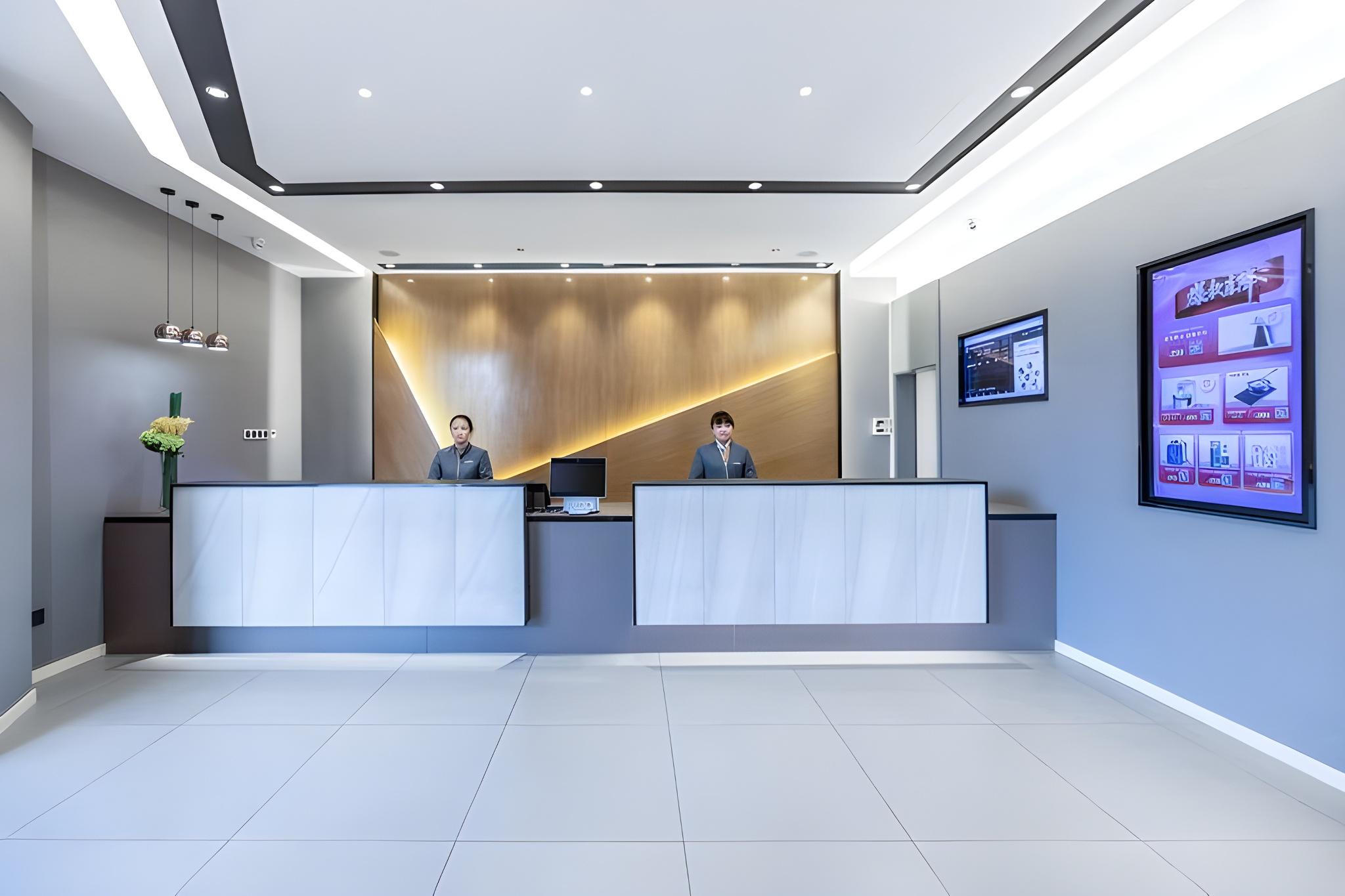 Homeinn Selected (Suzhou Xinqu Heshan Road Metro Station Branch) 9/33