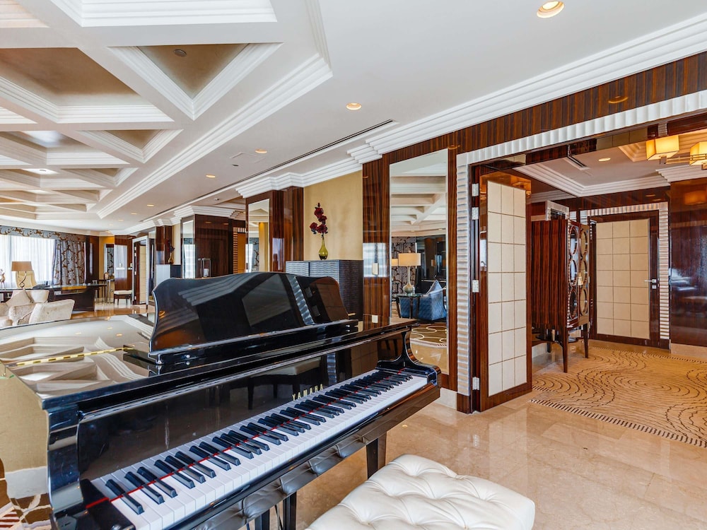 Movenpick Grand Al Bustan Dubai 11/64