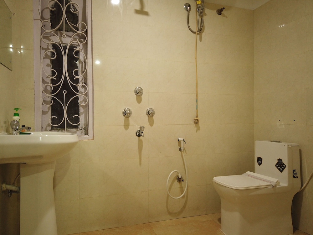 Ecotel Vinayak 30/31