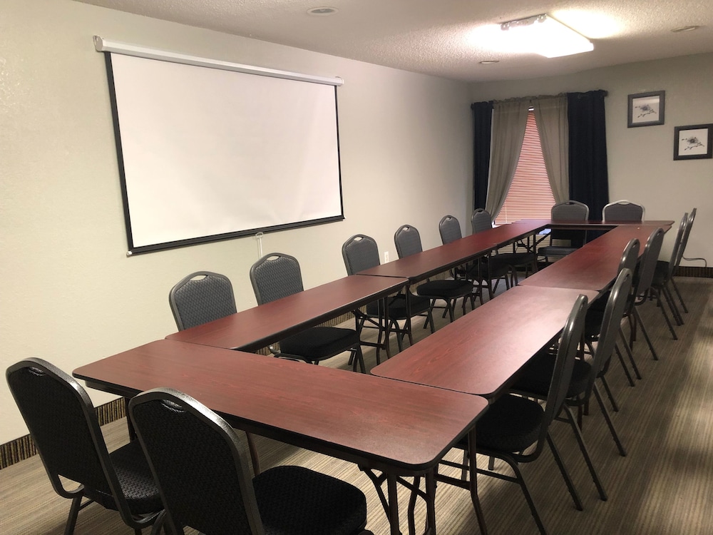 Country Inn & Suites by Radisson Greenville, NC 51/58