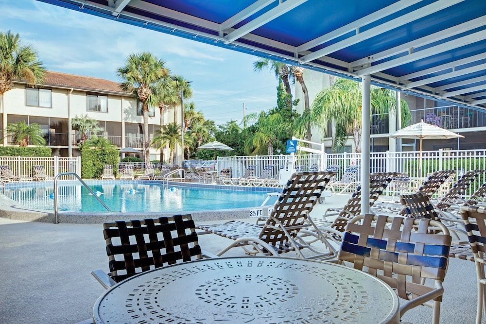 Club Wyndham Orlando International 19/50