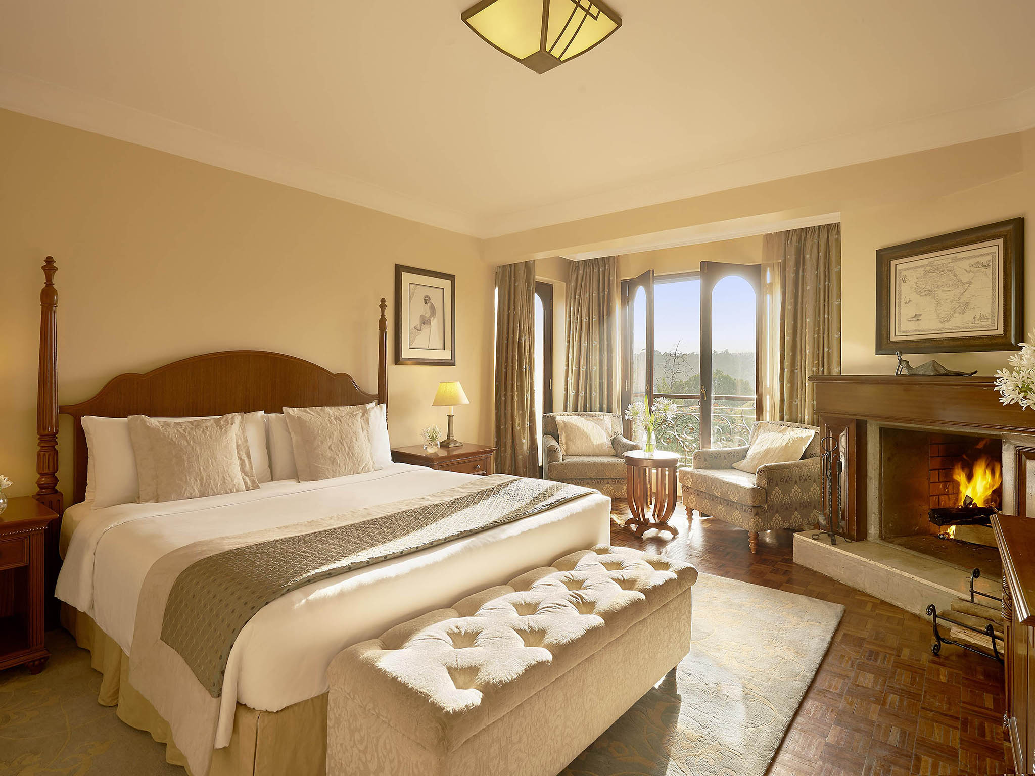 Fairmont, Deluxe, Queen Bed