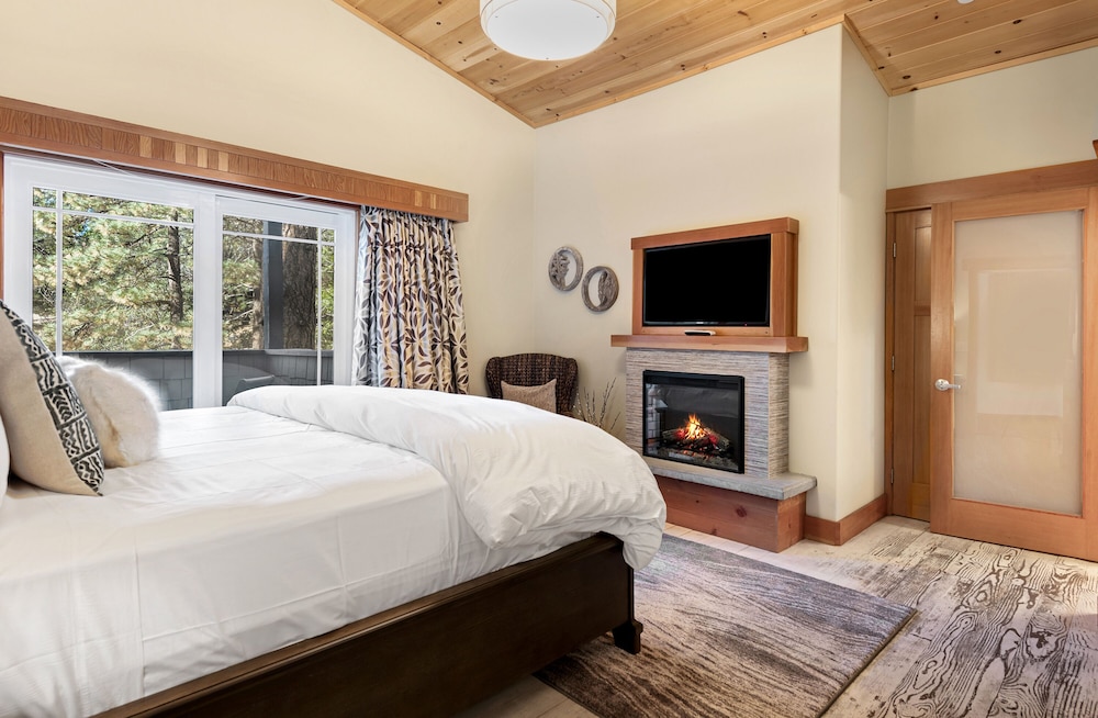 Tranquility, King Bed