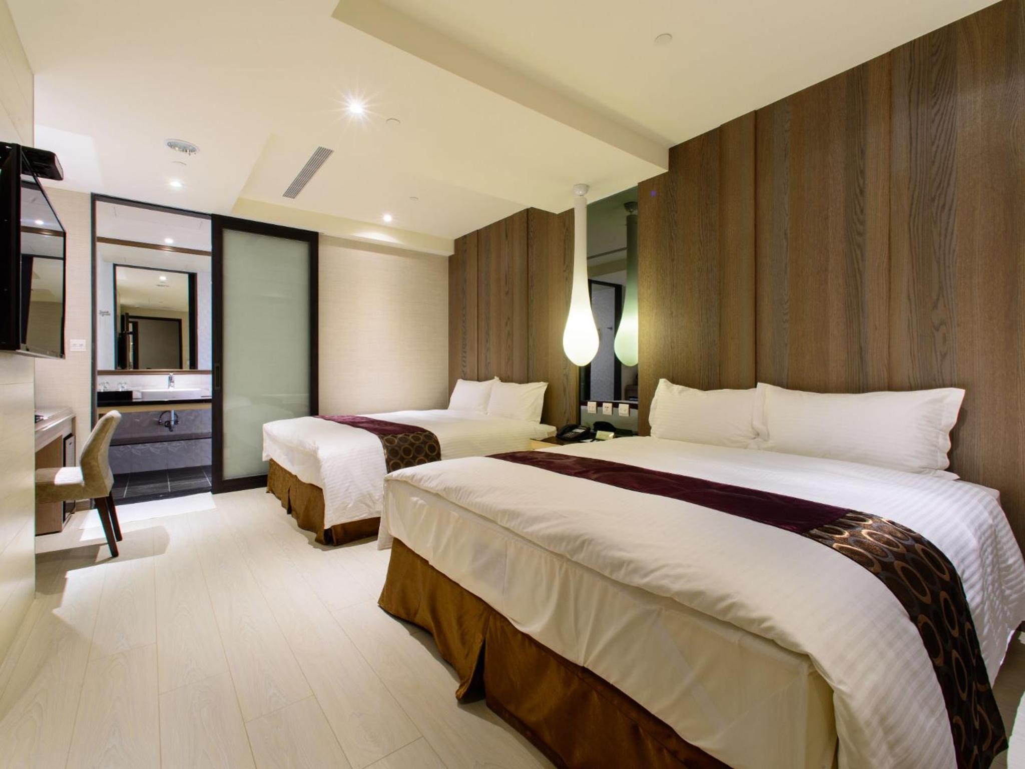 Family, 2 Double Beds