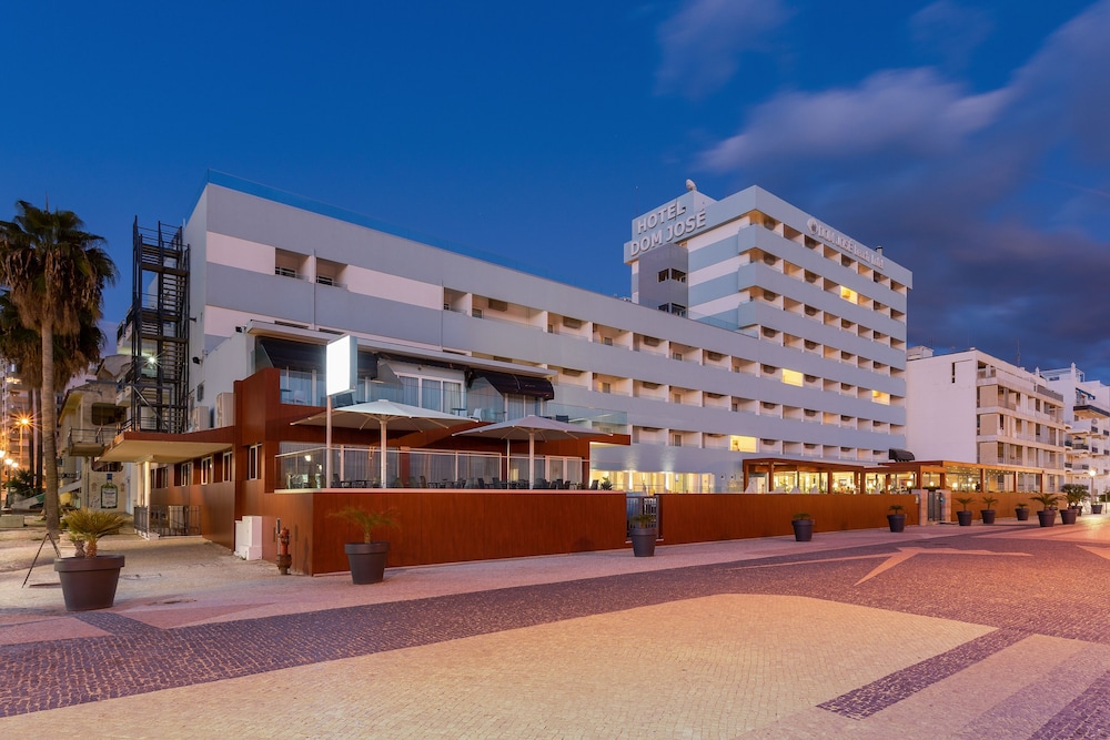 Dom Jose Beach Hotel 5/83