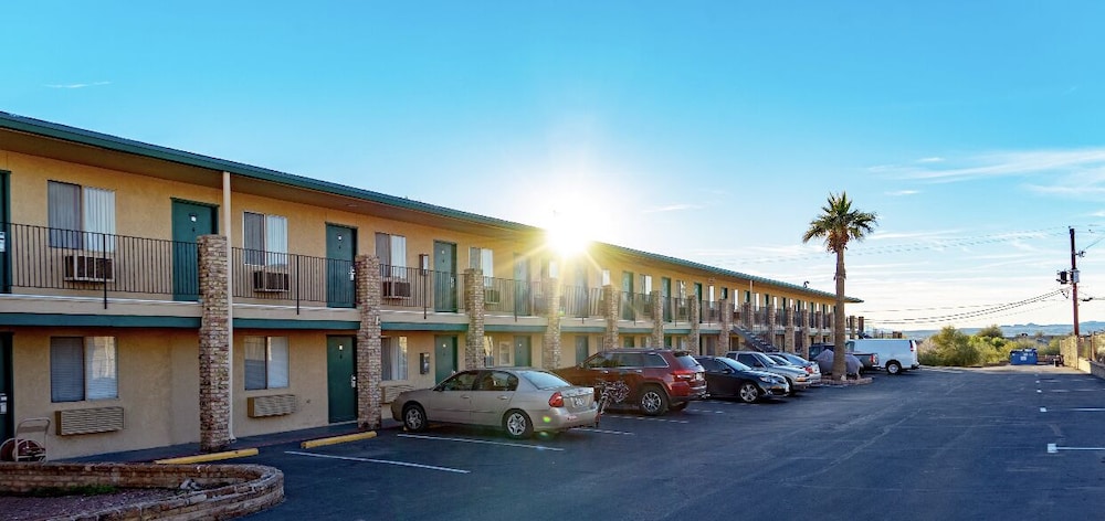 Windsor Inn Motel Lake Side 56/64