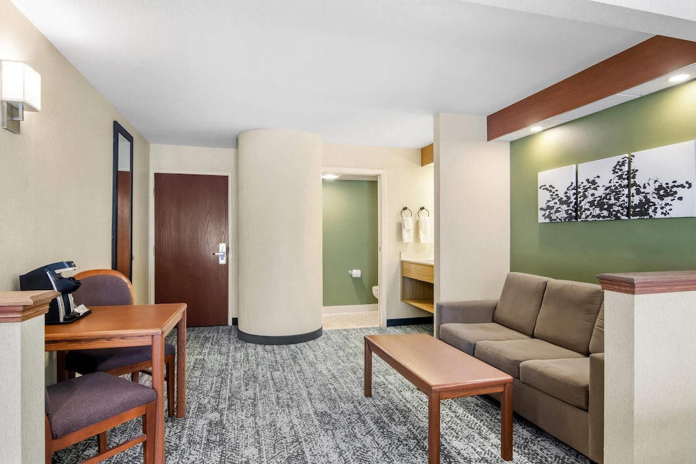 Sleep Inn & Suites Bay View Acme - Traverse City 46/68