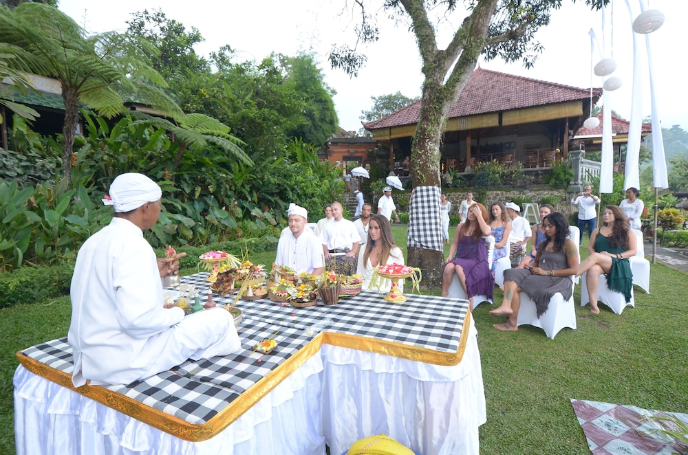 Tirta Ayu Hotel Restaurant 35/50