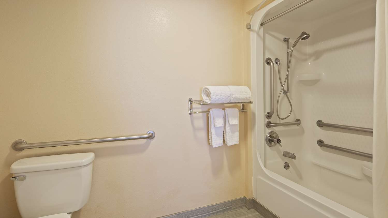 Best Western Mountainbrook Inn 33/35