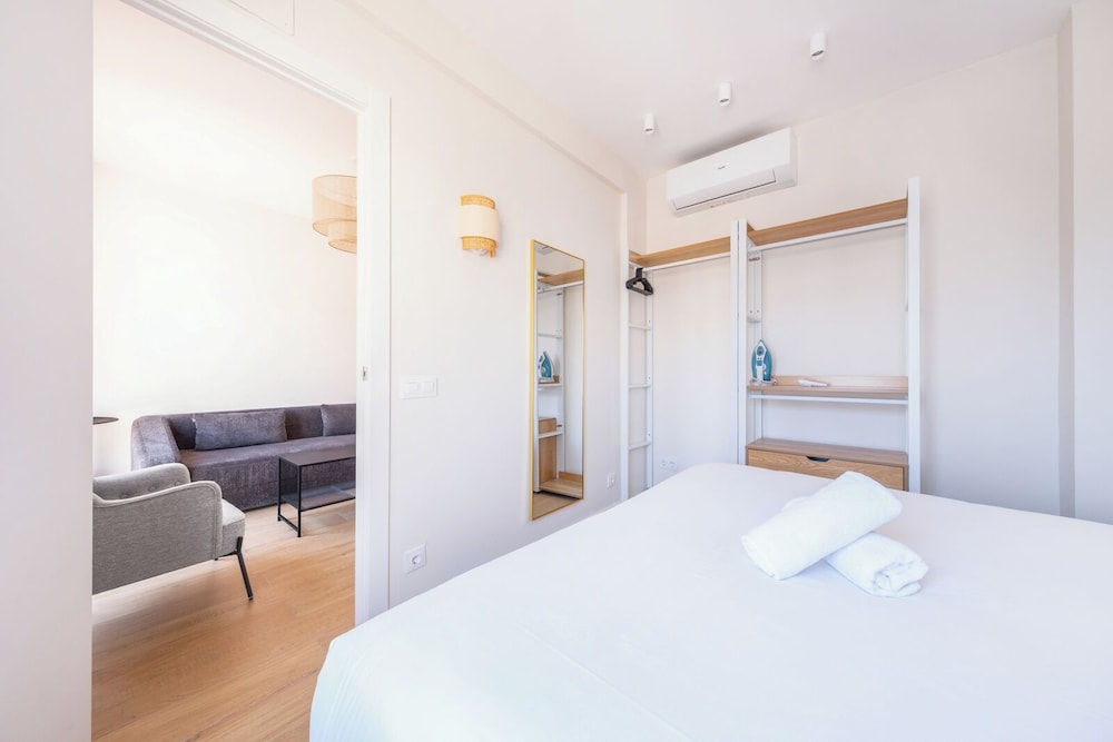 Family, Apartment, 1 Double and 3 Single Beds