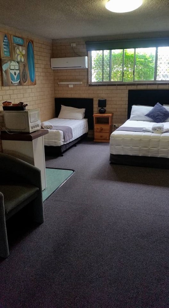 غرفة بسرير كوين وسرير فردي، Avlon Gardens Motel And Holiday Houses 6/7