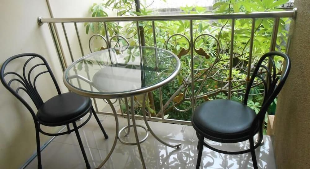 The Bang Khun Phrom Suites 25/36