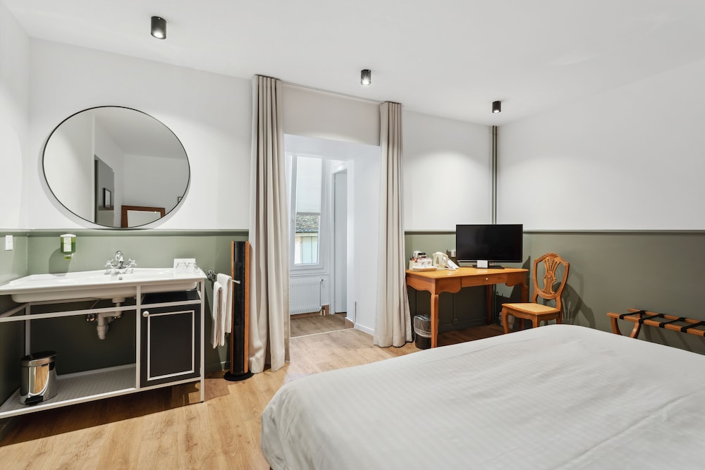 Hotel de La Nouvelle Couronne 27/54