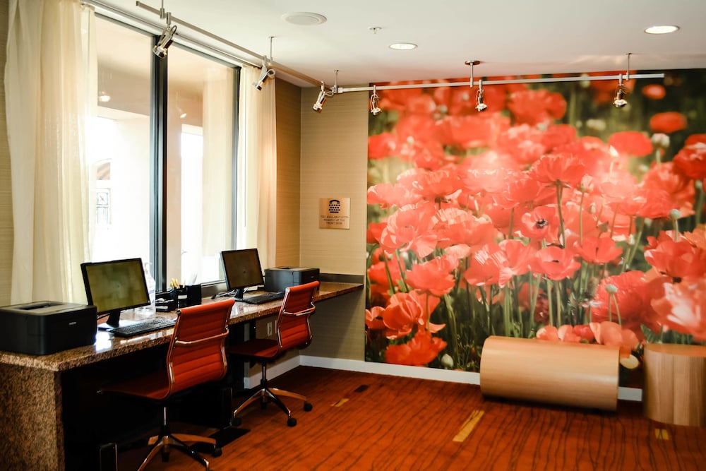 Courtyard by Marriott Salina 37/39