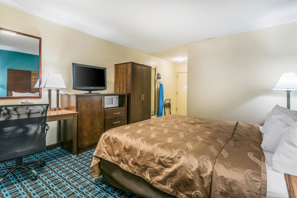 Quality Inn Loudon-Concord 6/29