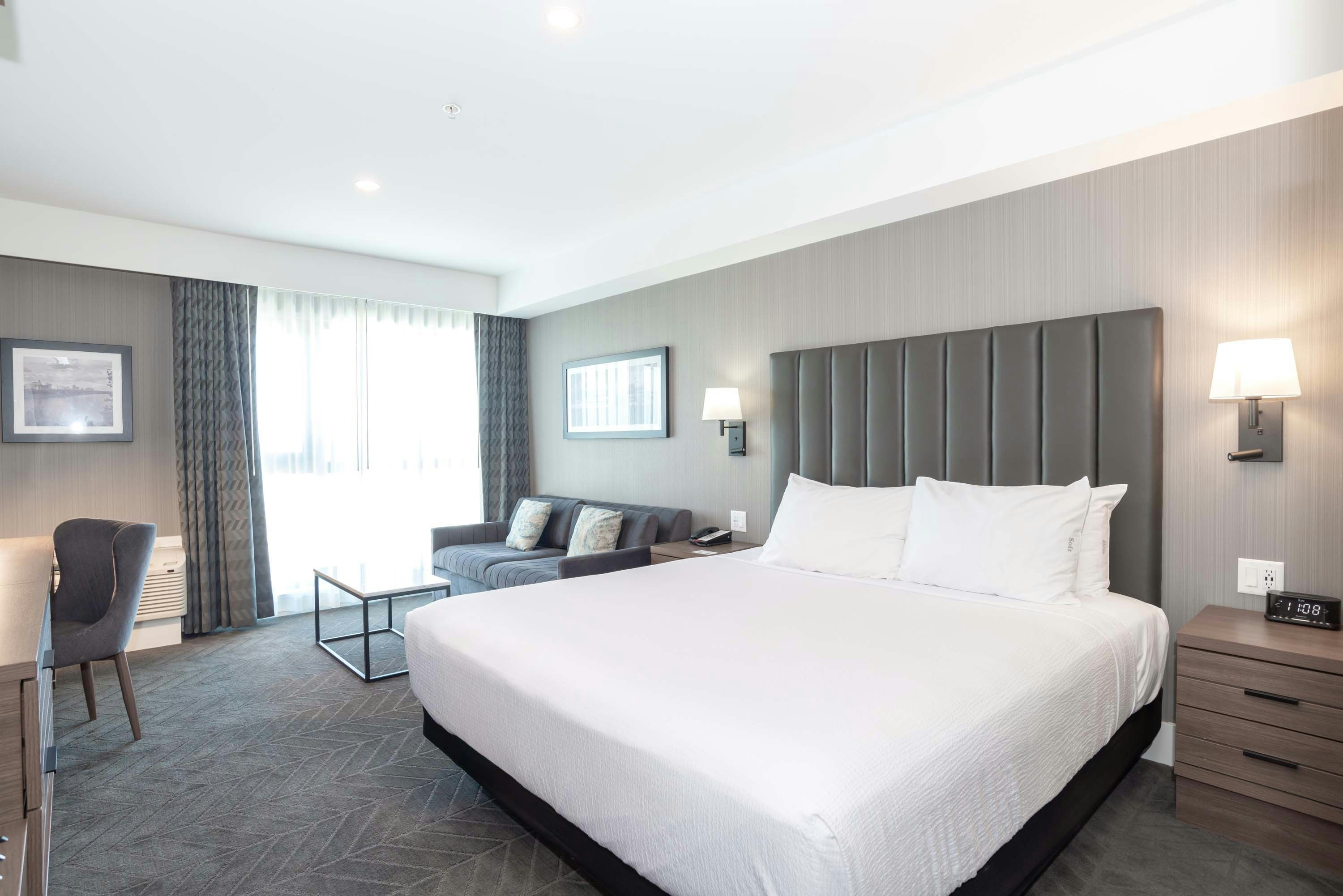 Style, Standard, King Bed, Sofa