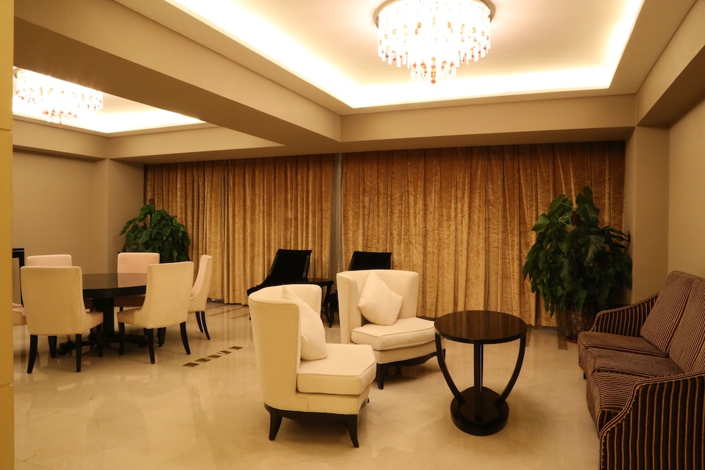 Beijing Wenjin Hotel 25/28