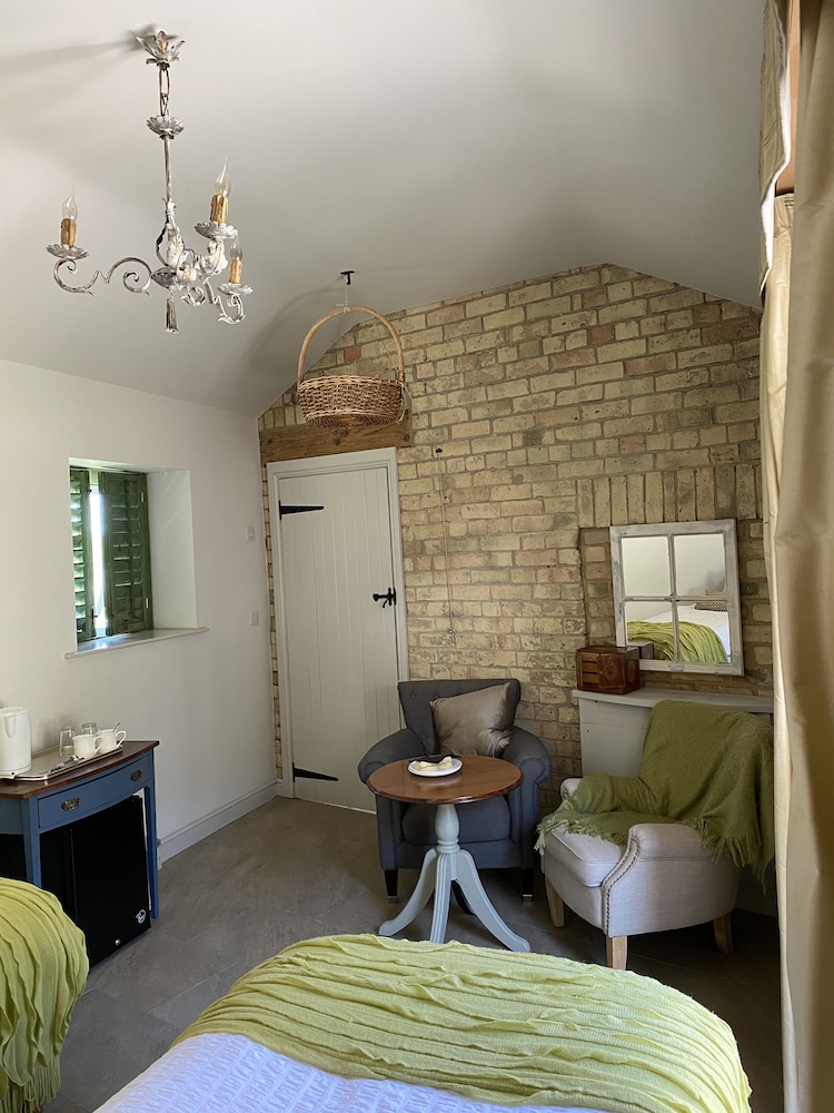 Bridleway Bed And Breakfast 28/50