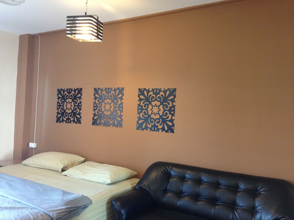 Chitra Villa 28/50
