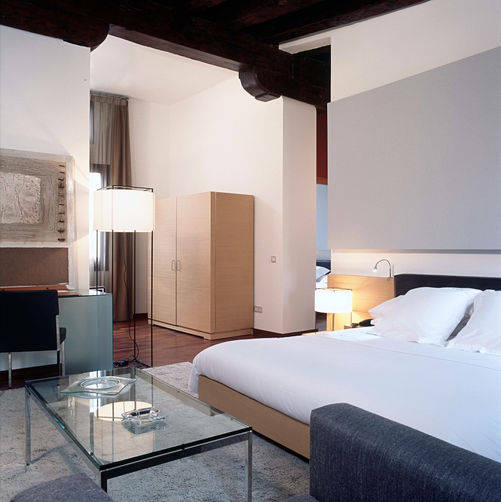 Mercer Boria Bcn 10/70