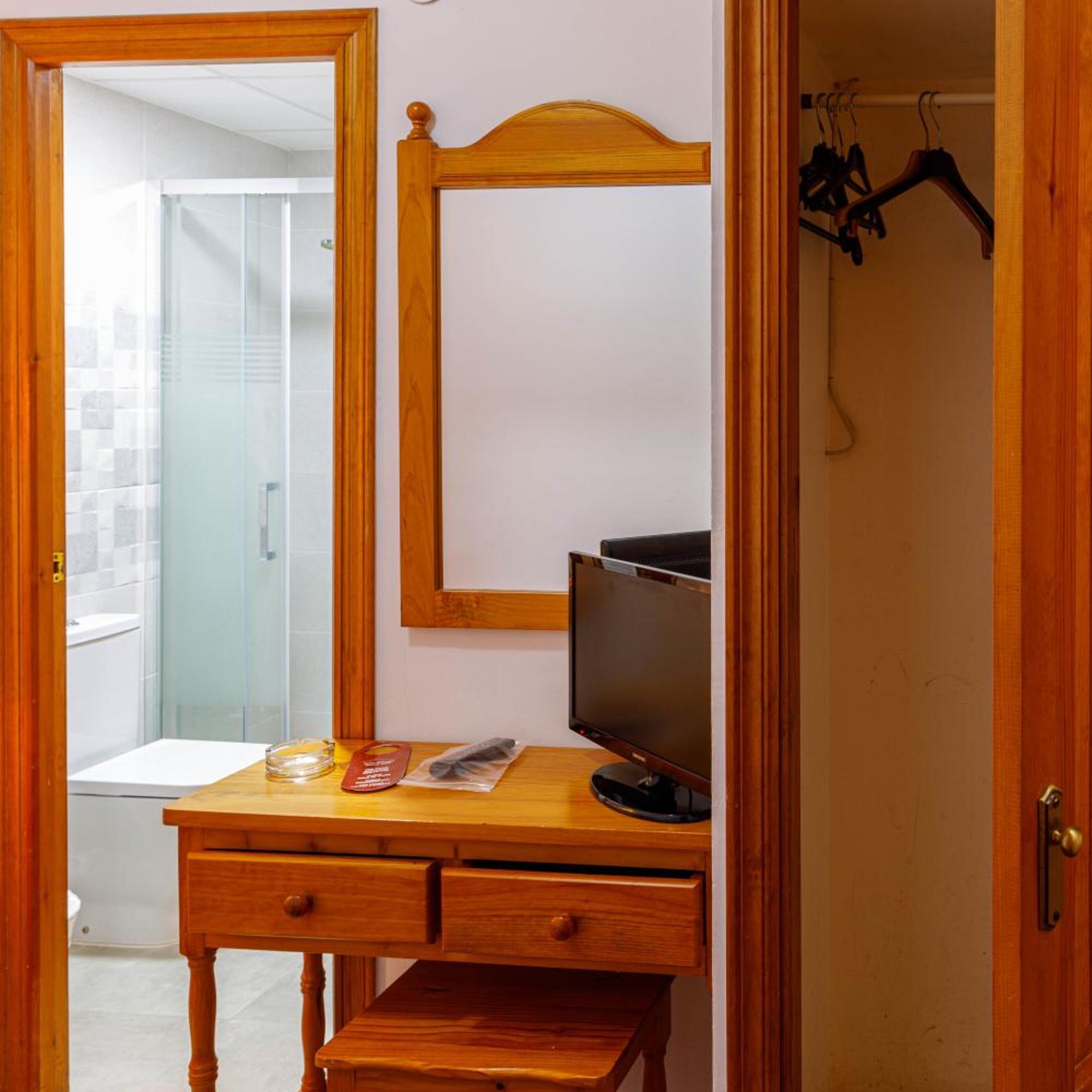 Hotel Herasu 32/33