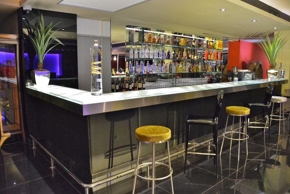 Savoy Hotel Encarnacion 57/69
