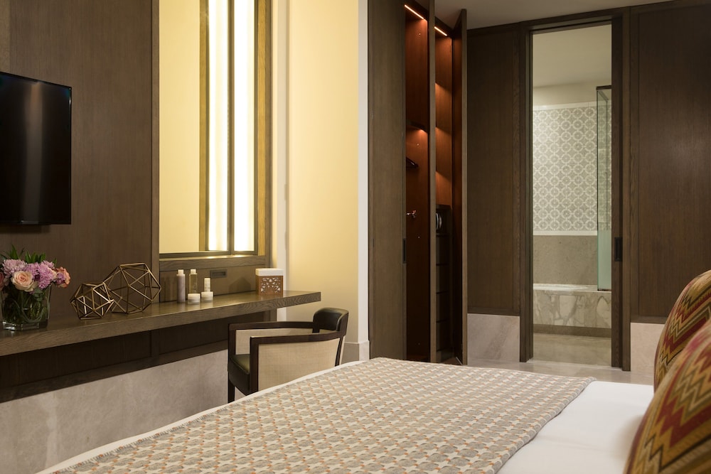 فندق ومنتجع أصيلة جدة(Assila, a Luxury Collection Hotel, Jeddah) 17/72