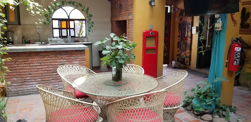 Cabo Inn Hotel 12/61