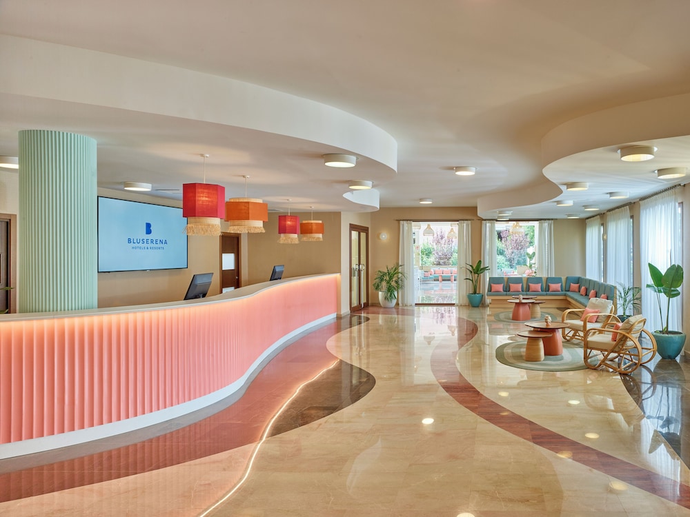 Lobby at Serenusa Resort, LICATA