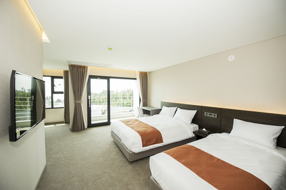 Grandmer Hotel Jeju 29/67