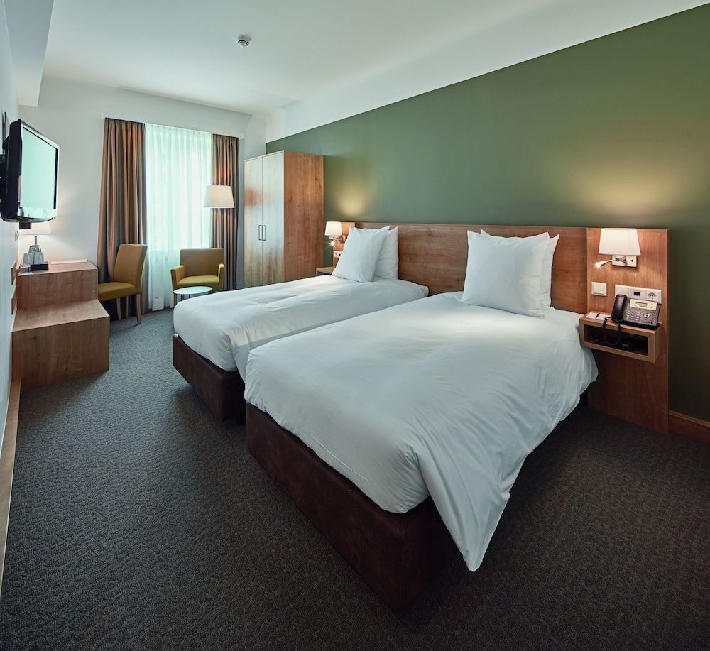 STANDARD, TWIN BEDS