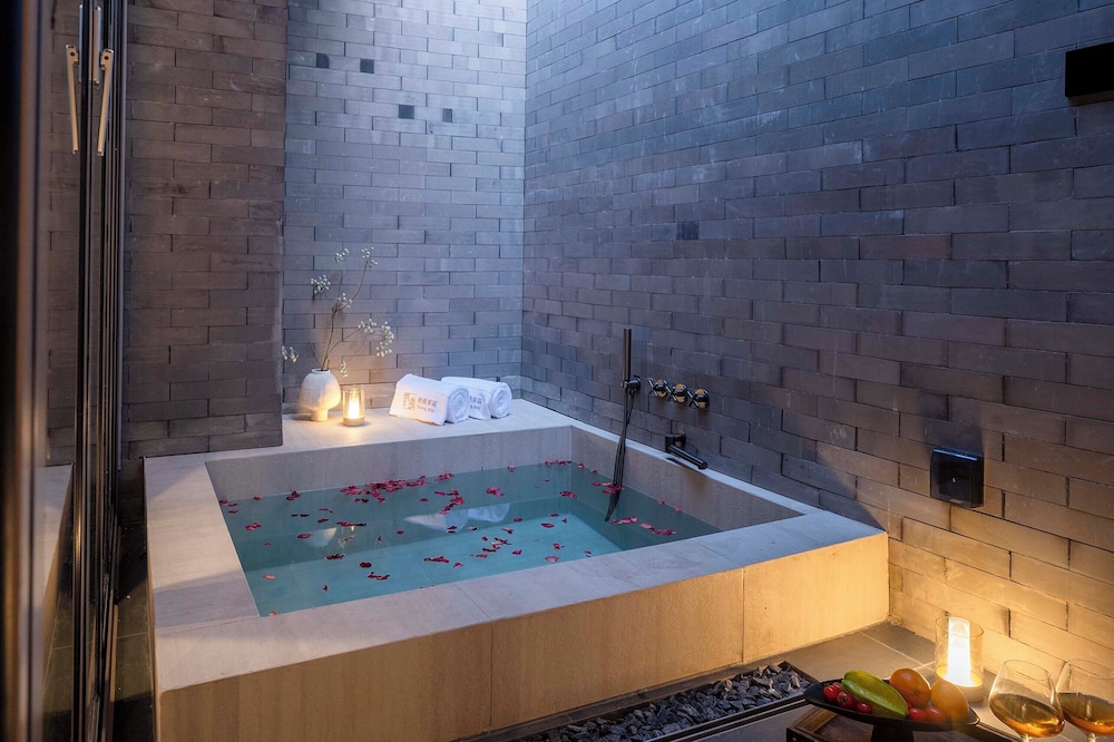Hutong Moli Hotel 30/50