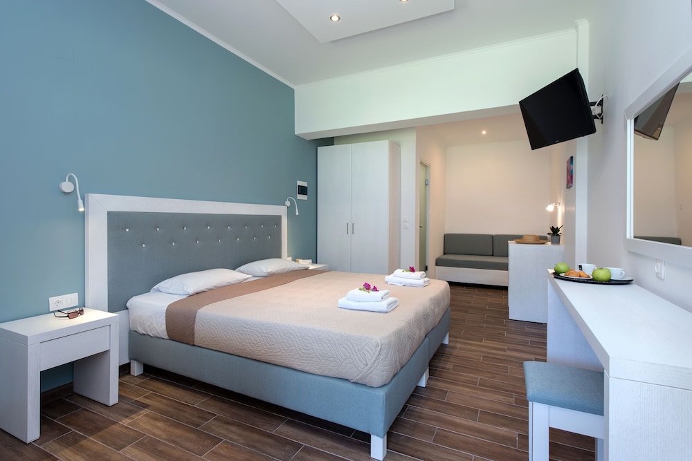 Anita Hotel 24/61