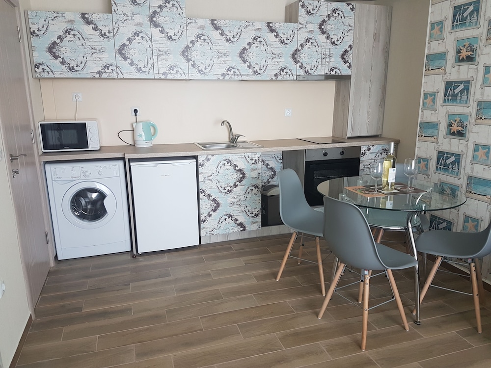 Apart Hotel Iglika 60/73