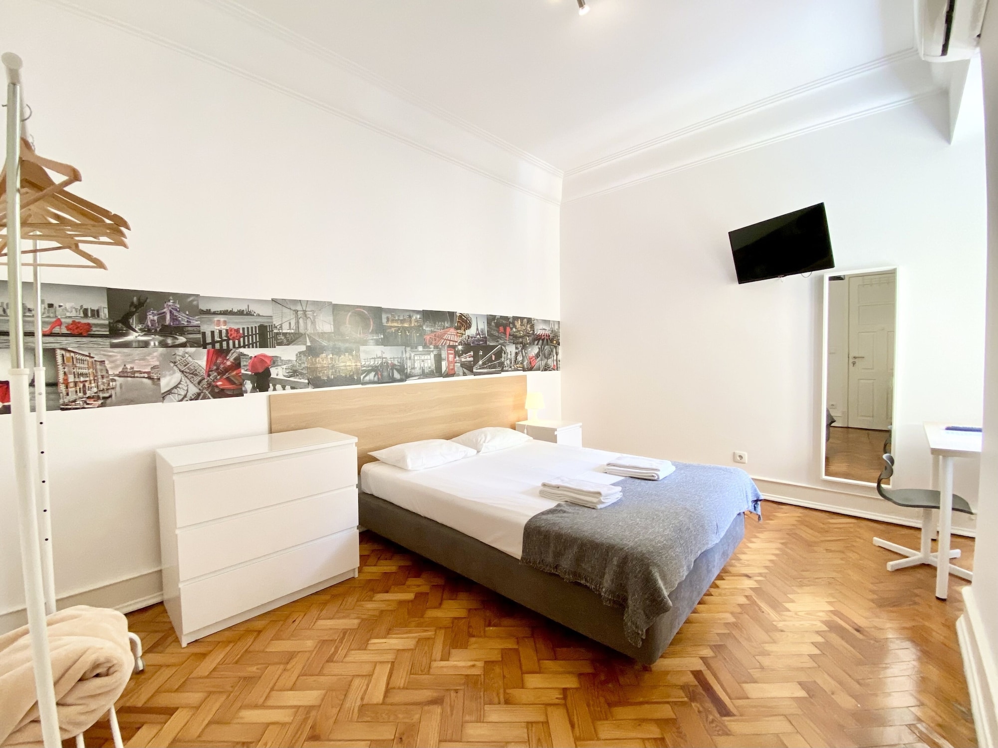 6 Bedrooms, Family, Apartment, 4 Double Beds, Sofa