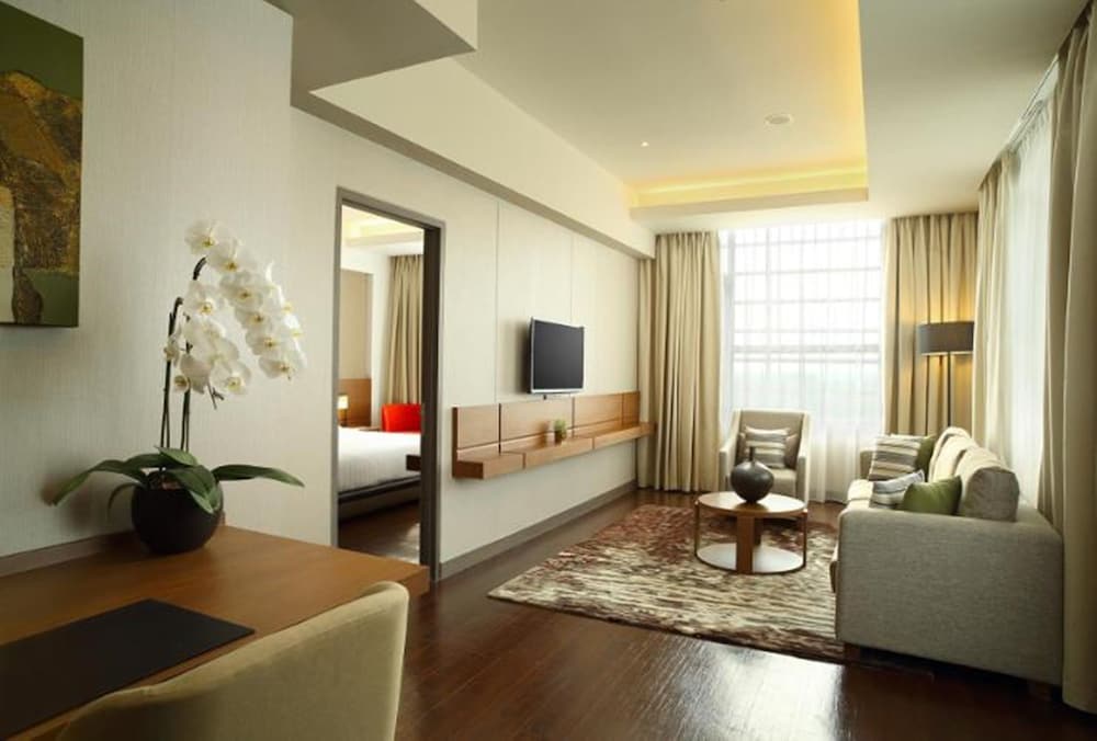 Hotel Santika Premiere Ice Bsd 28/43