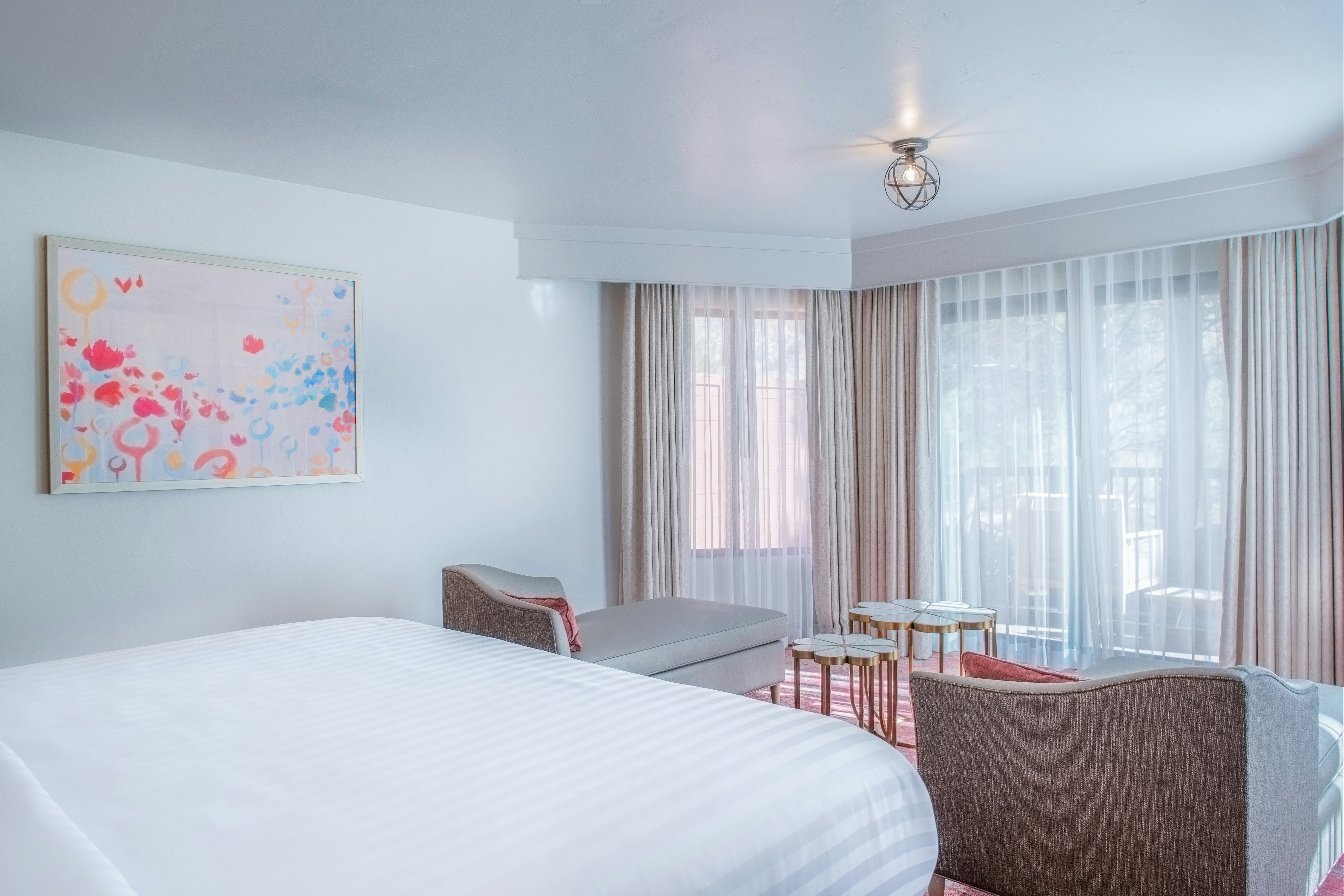 Grand, Suite, Riverside