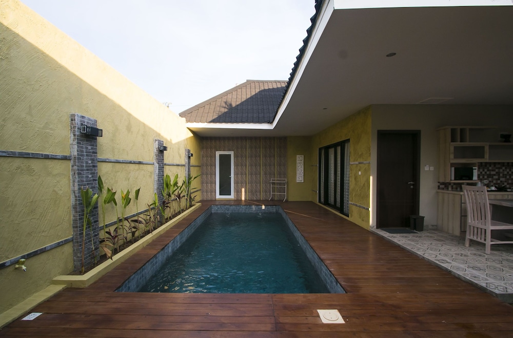 Flamingo Dewata Suite 60/87