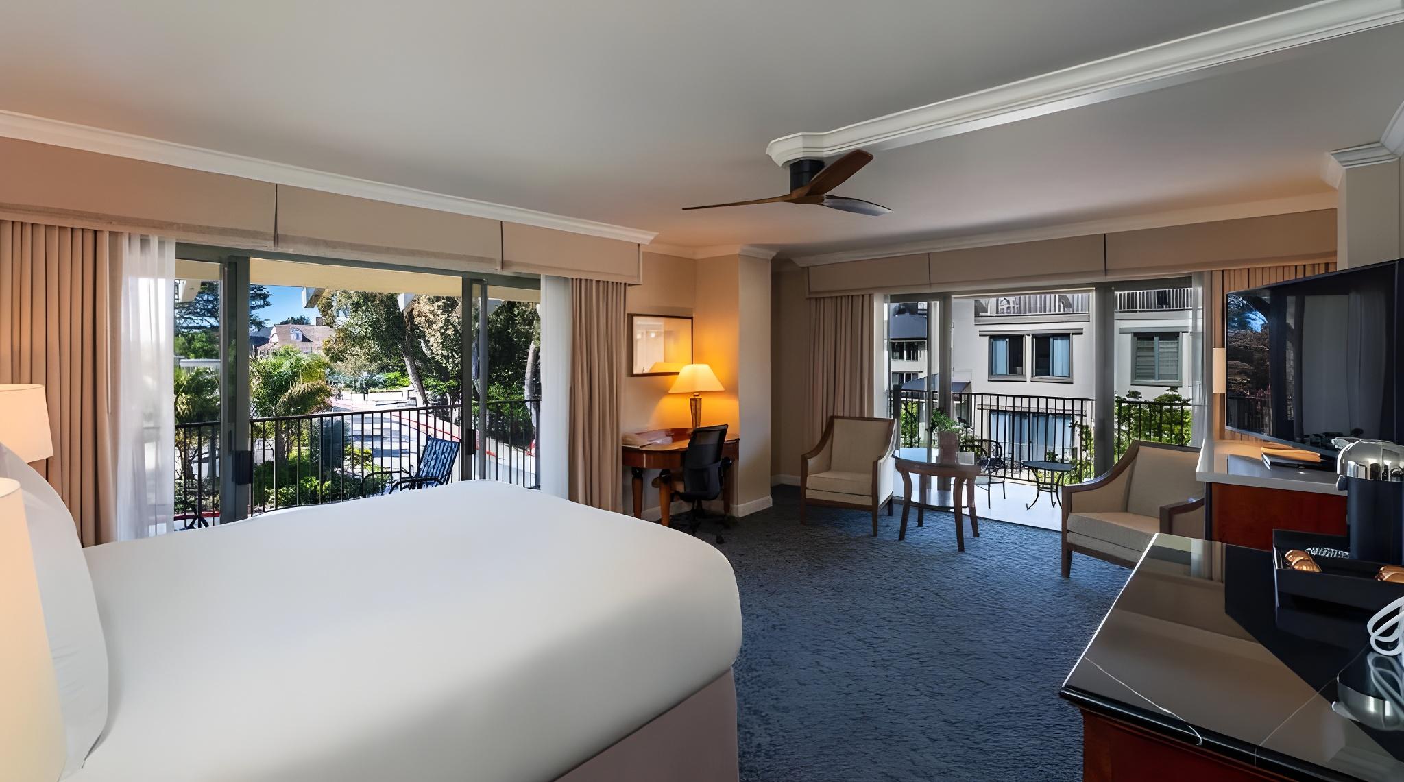 Room, Quadruple, 2 Queen Beds, Inland View