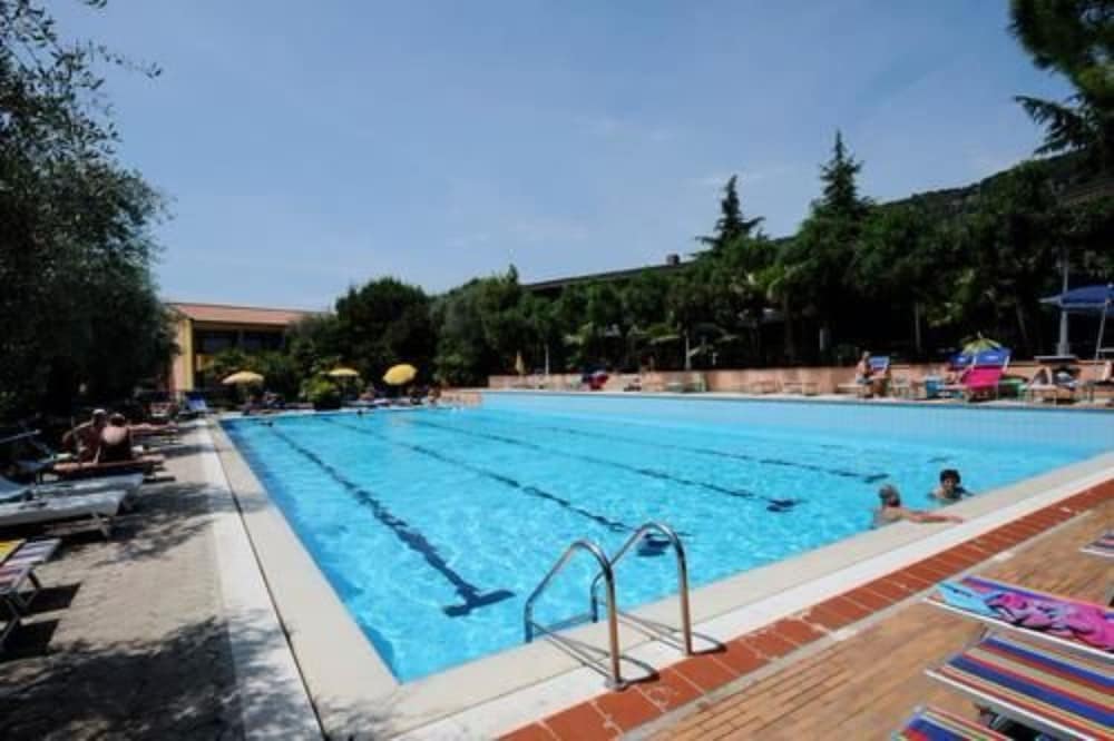 Sport Hotel Olimpo 36/65
